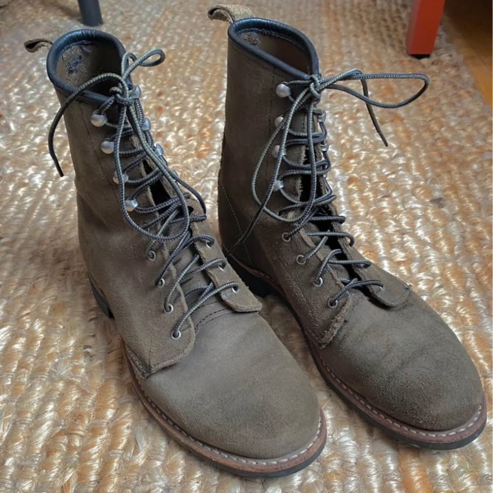 Women's Red Wing Lace-Up Boots 9.5 ❤️